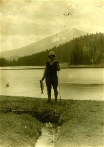 1900s Deschutes Todd Lake Fishing