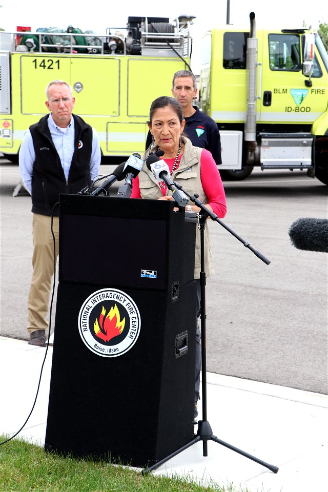 DOI Sec Haaland visiting NIFC_06172022 (53)