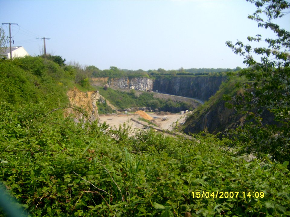 200704_0211