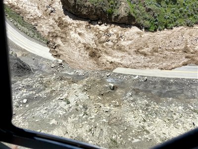 Yellowstone flood event 2022: North Entrance Road, Gardiner to Mammoth (4) photo