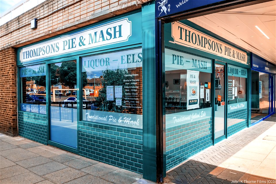 THOMPSONS PIE & MASH MID KENT SHOPPING CENTRE