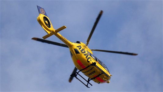 Airbus Helicopters H145 D-HYAJ ADAC Luftrettung (2500 ft.)