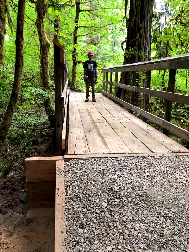202109-GP-New Cedar Flats bridge.