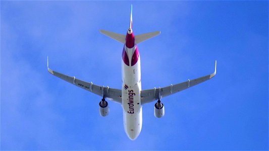 Airbus A320-214  OE-IQD Eurowings Europe from Palma de Mallorca (7700 ft.)