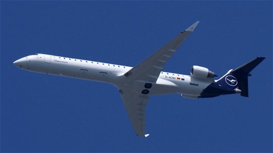 Mitsubishi CRJ-900LR D-ACNX Lufthansa (Operated by Lufthansa CityLine) from Ancona (5900 ft.)