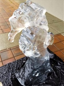 Day 097 ice sculpture photo