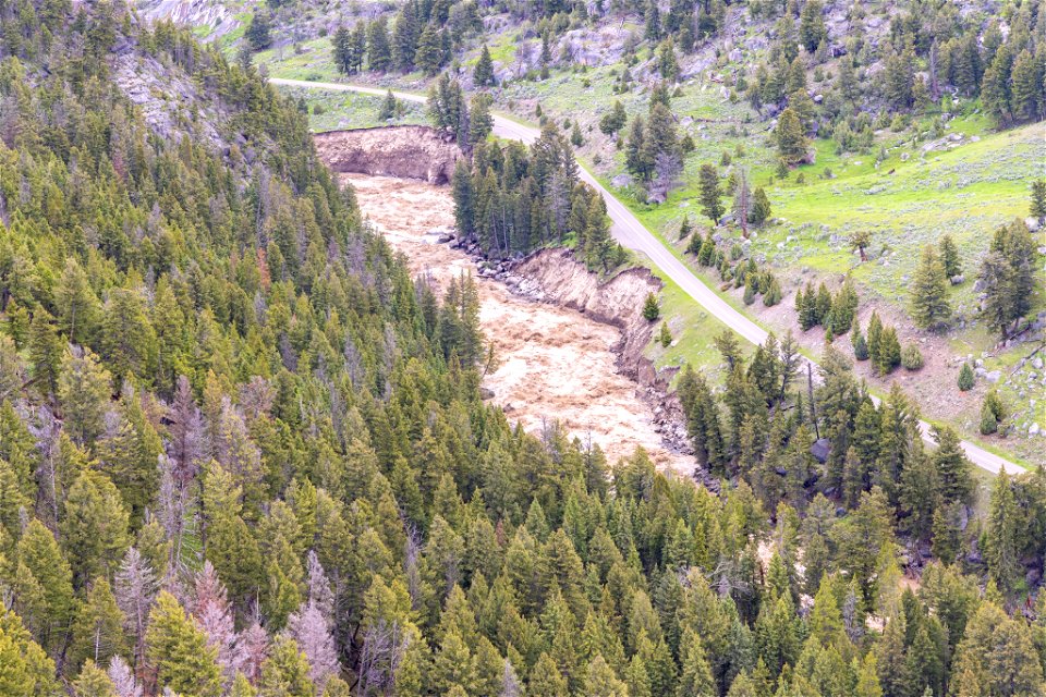 Yellowstone flood event 2022: Northeast Entrance Road washouts (4)