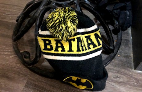 Robin! Get Back to the Bat Toque!
