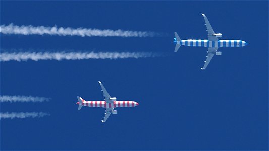 Two Flying Socks in red and blue: