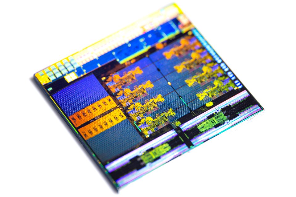 Via@16nm@Centaur_Technology@CHA_SoC@CNS_NCORE___DSC06033-DSC06033