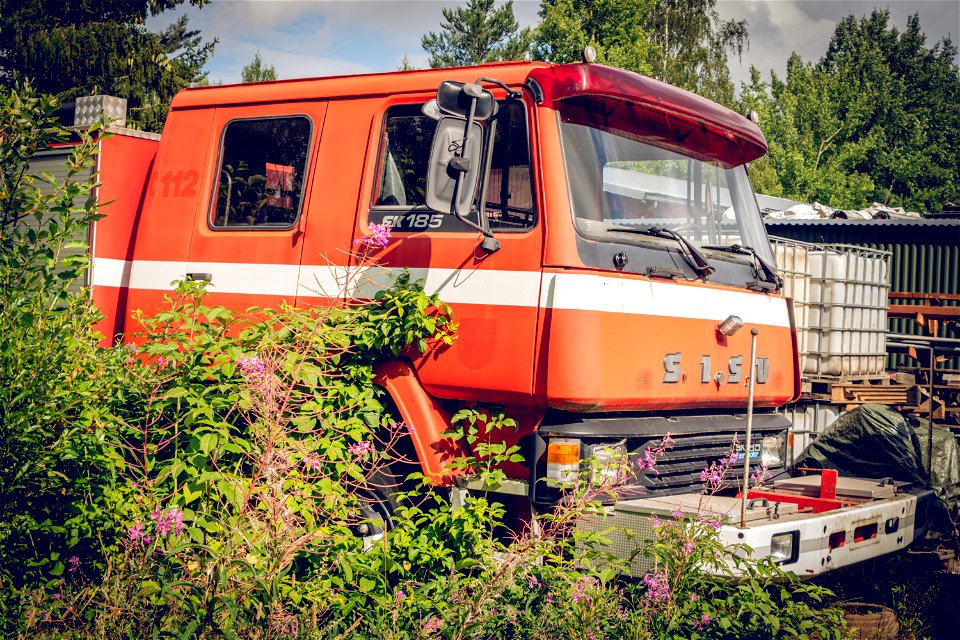 Junkyard firetruck