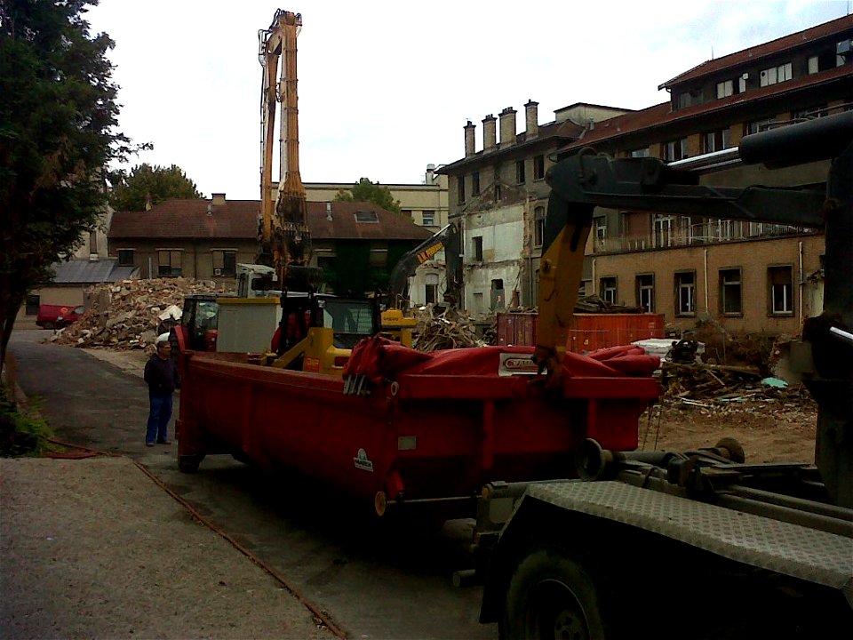 La destruction du batiment Maurice Lamy, Hôpital Necker-Enfants malades, Paris 15e