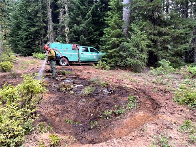 202208-GP-Mt. Adams Ranger District Fire  Engine 631 at Ditch Creek Fire-01-Christian Buettner