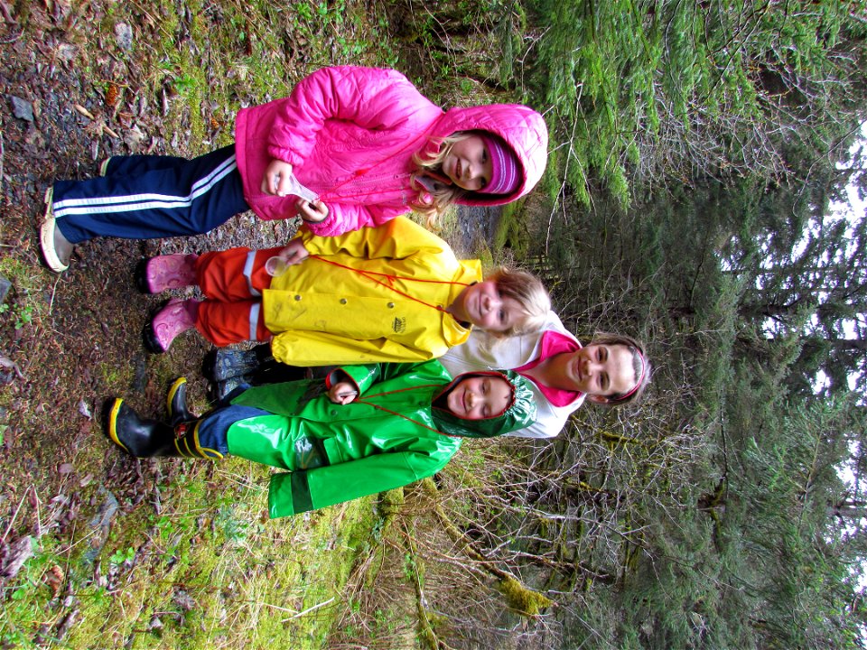 Volunteer with Salmon Campers