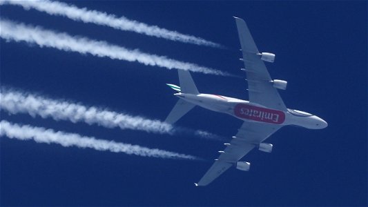 Airbus A380-861 A6-EEI Emirates (Journey to the Future Livery) - Farnkfurt to Dubai (38900 ft.)