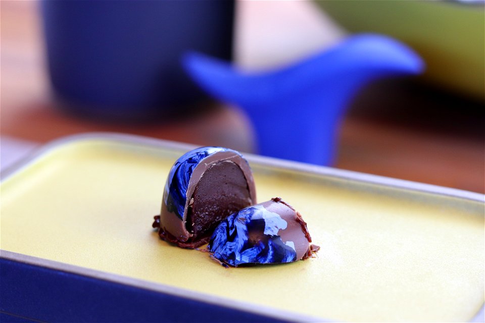 Milk Chocolate, Espresso Bon Bon