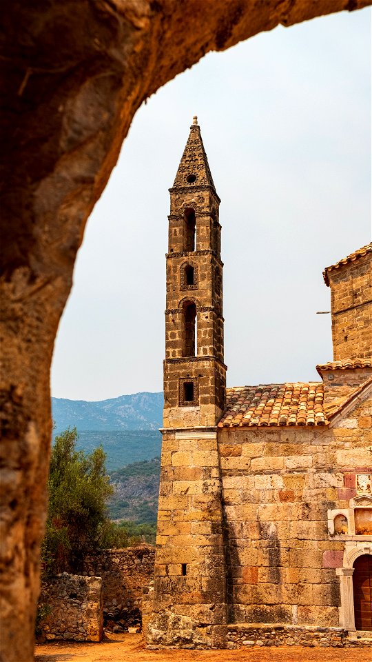 Mourtzinos Tower / Magne