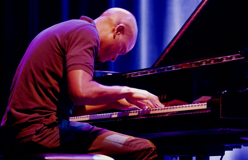 Rudresh Mahanthappa 'Bird Calls' Tivoli Vredenburg Utrecht, 5 november 2016 - Joshua White