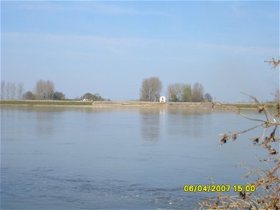 200704_0081