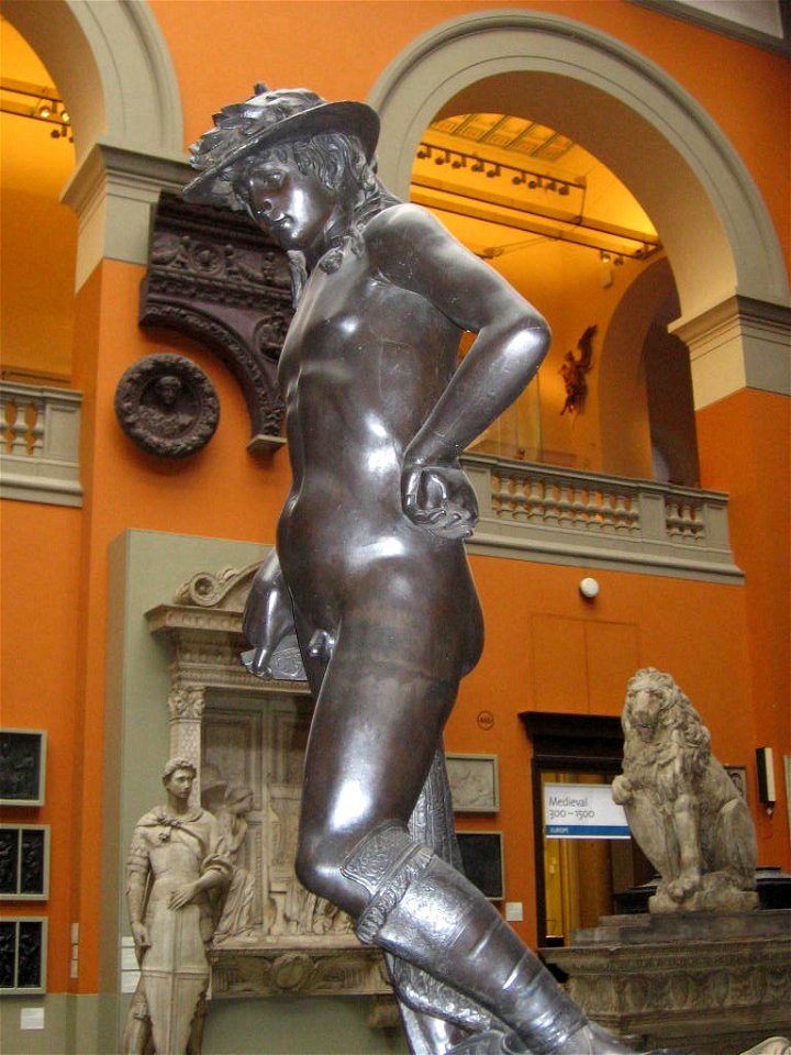 Donatello nude , Victoria and Albert Museum. photo