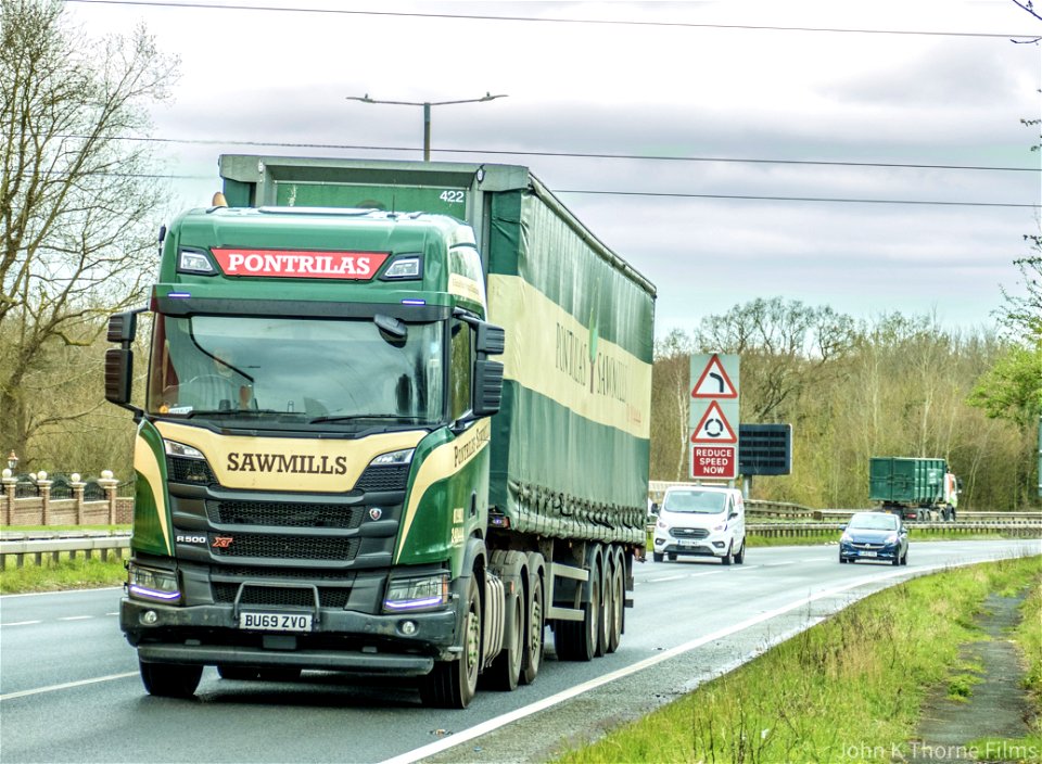BU69ZVO Detling Hill Pontrilas Saw Mills