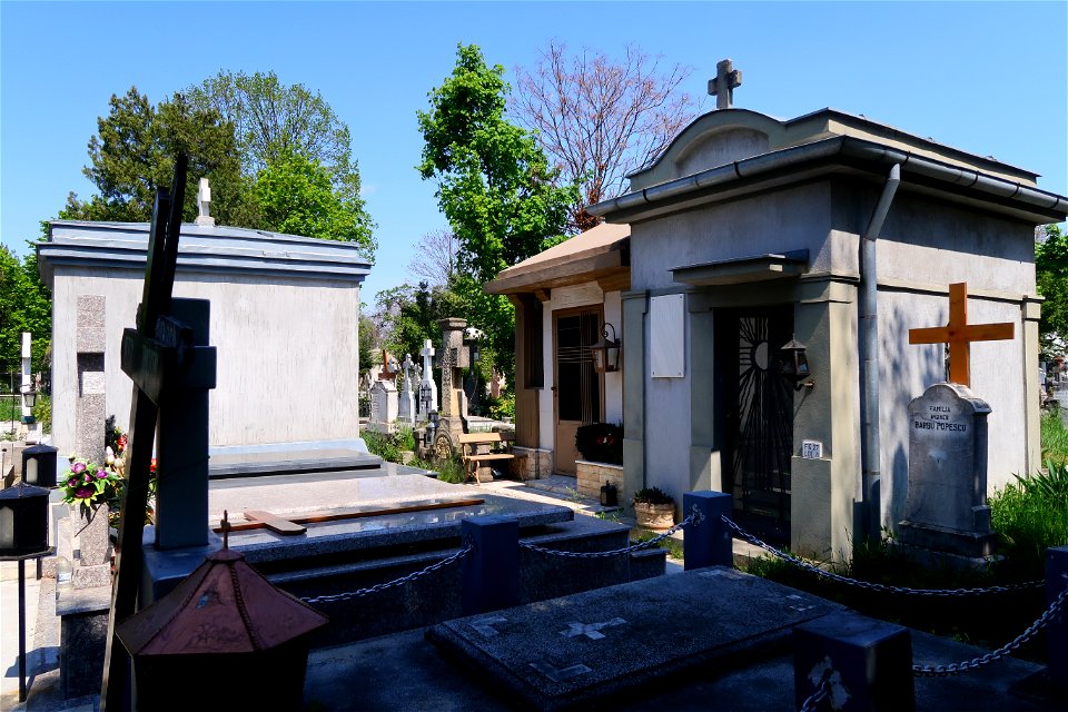 cimitir Sfanta Vineri (5)