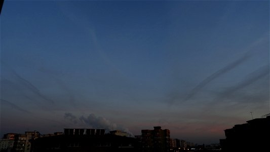 sunset_apus_日落-2022_1220_175819(1)