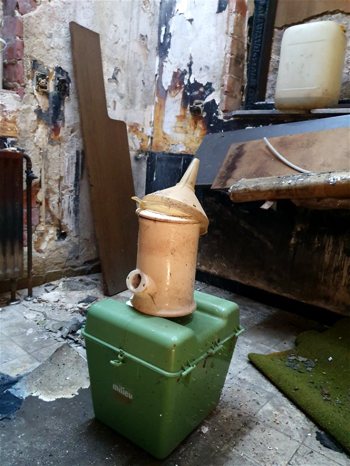 Urbex, Voormalige discotheek Charlie's te Kinrooi
