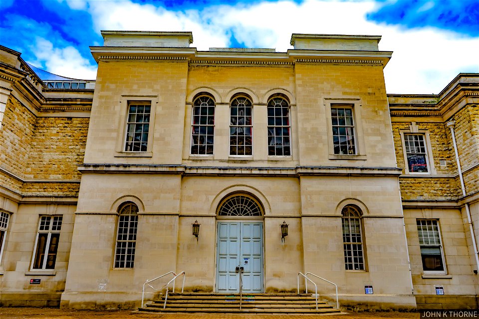 THE OLD SESSIONS HOUSE MAIDSTONE