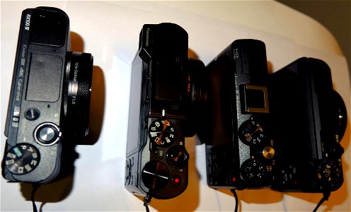 compact cameras battereies compared (4) photo