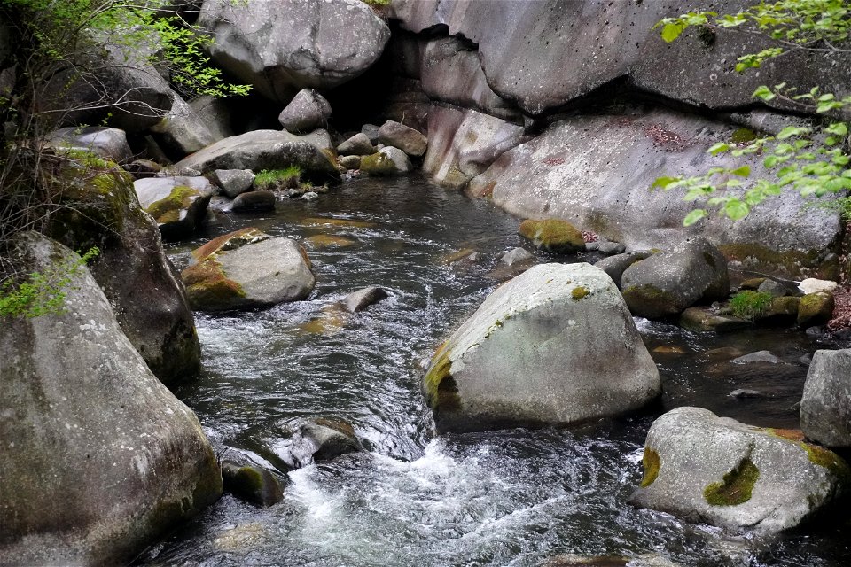 Senga falls, Shosenkyo photo