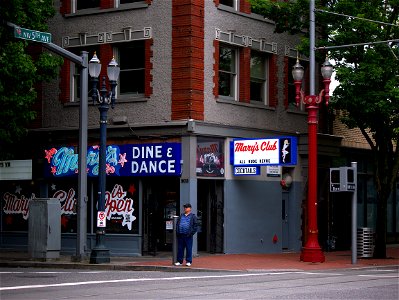 5th and Burnside