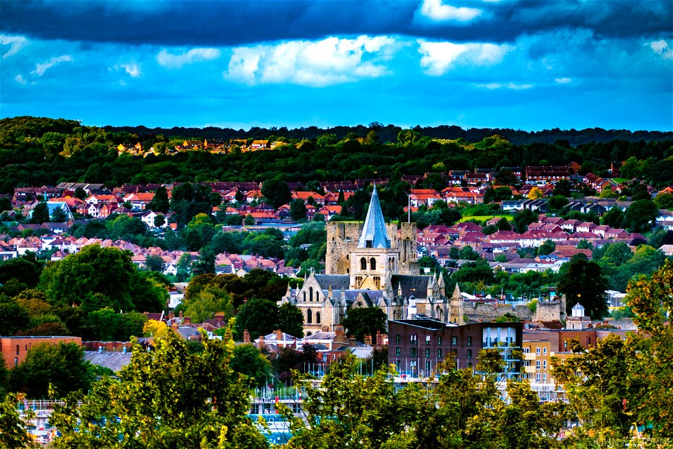 ROCHESTER CATHEDRAL. ROCHESTER CASTLE. ROCHESTER KENT