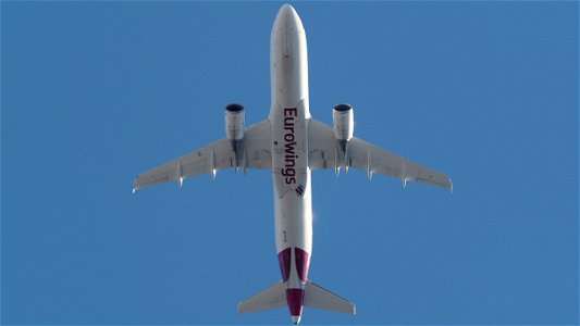 Airbus A320-214 D-ABHC Eurowings from Palma de Mallorca (8500 ft.) photo