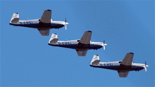 Mooney M20M TLS D-EWEI - Oberschleissheim to Memmingen (3200 ft.)