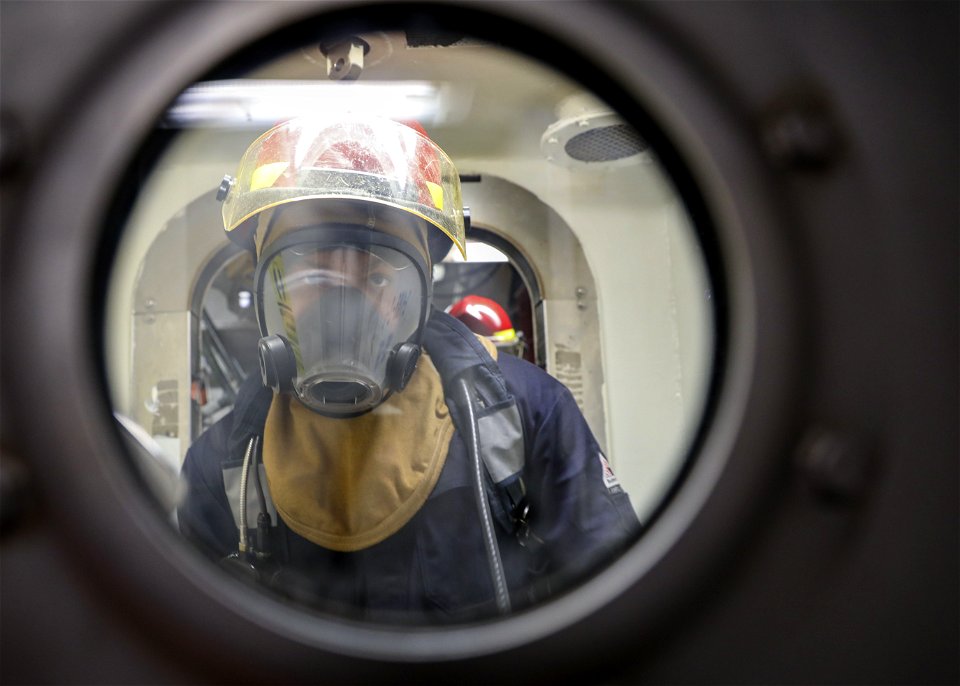 USS Porter (DDG 78) general quarters training