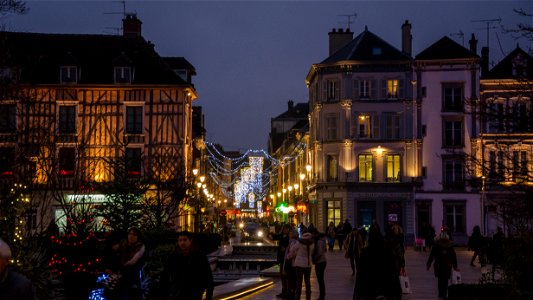 Bas de la rue Emile Zola (Ancienne rue Notre-Dame) photo