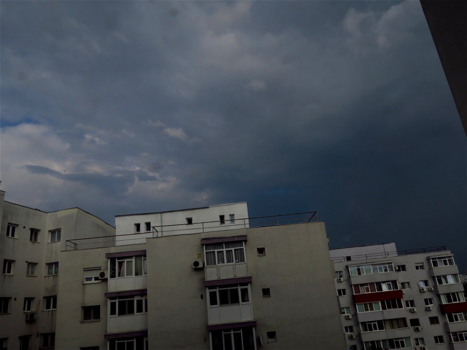 nori_abrud-clouds2020_0618_174650_50334721572_o