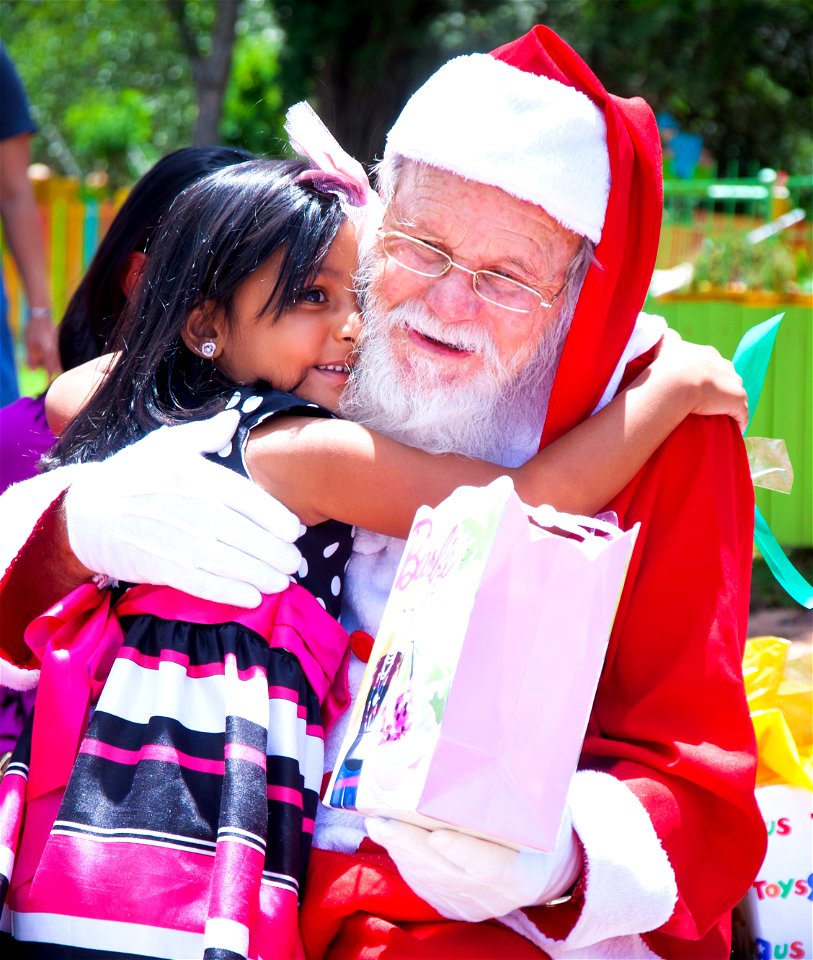 Santa's Visit 2011 - Little Creations_-14