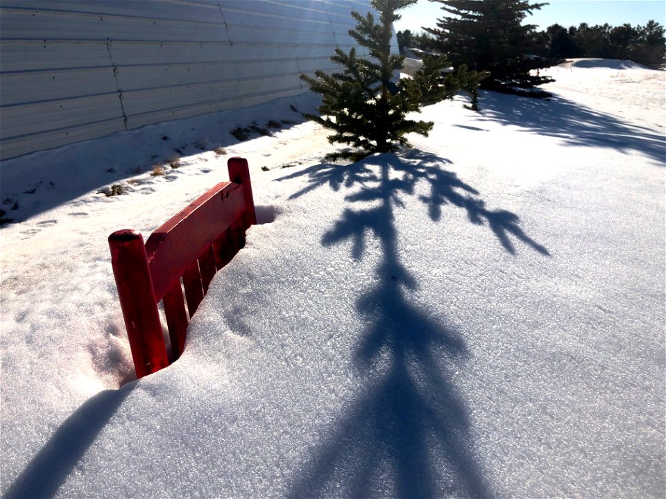 Snow Bank is 0.9 Rocking Chairs High