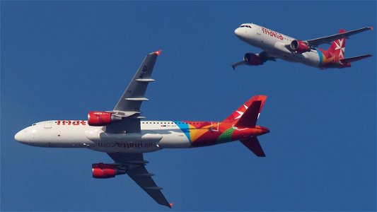 Airbus A320-214 9H-AEP Air Malta from Luqa (6800 ft.) photo