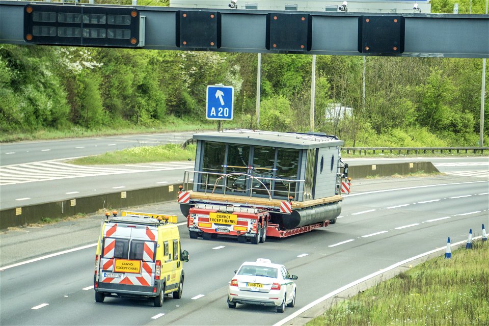 WIDE LOAD M20 J5