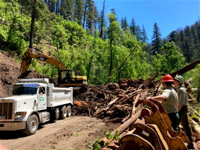 202106-FS-CRGNSA-Forest Service employees on-site as contractors work to clear landslide debris at Eagle Creek. photo