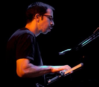 Ambrose Akinmusire Quartet, Tivoli V Utrecht, 9 october 2022 - Sam Harris