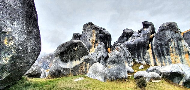 Castle Hill Limestone outcrops. photo