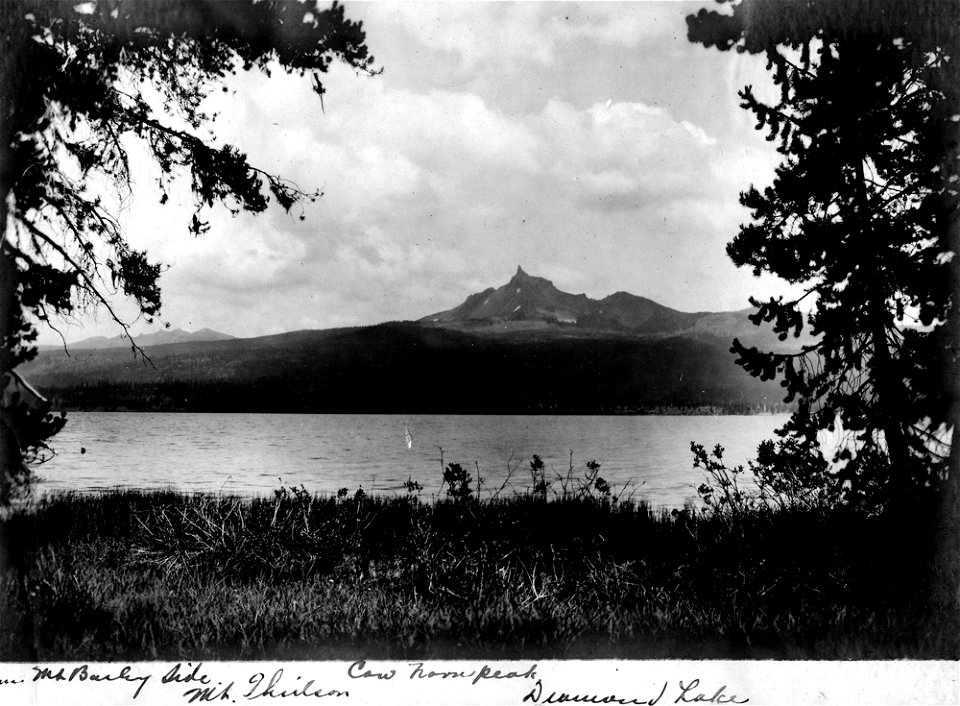 umpqua-nf---mt-thielson-from-diamond-lake-or-c1910jpg_49385643826_o