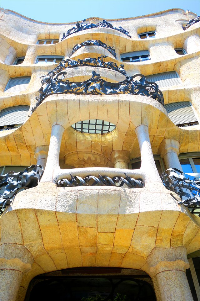 La Pedrera exterior