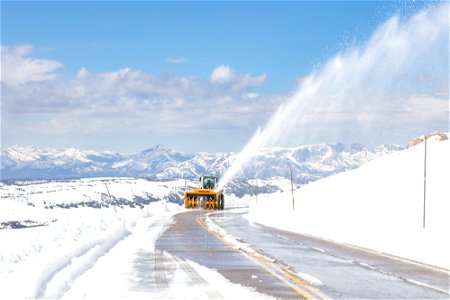 Plowing Beartooth Highway 2021 (2)