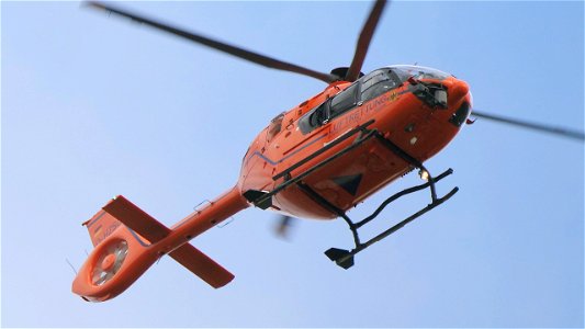 Airbus Helicopters H135 D-HZSQ Luftrettung des Innenmeinisteriums (2700 ft.)