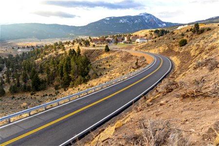 Old Gardiner Road Improvement Project: after new road approach to Mammoth